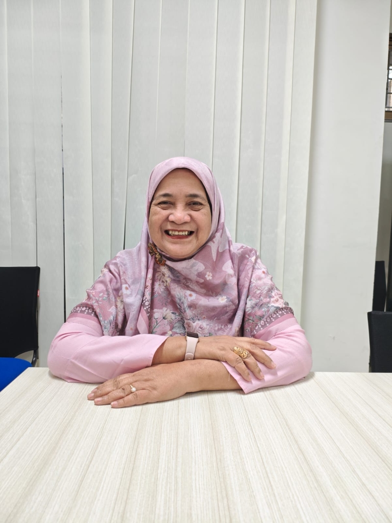 Prof Siti Irene